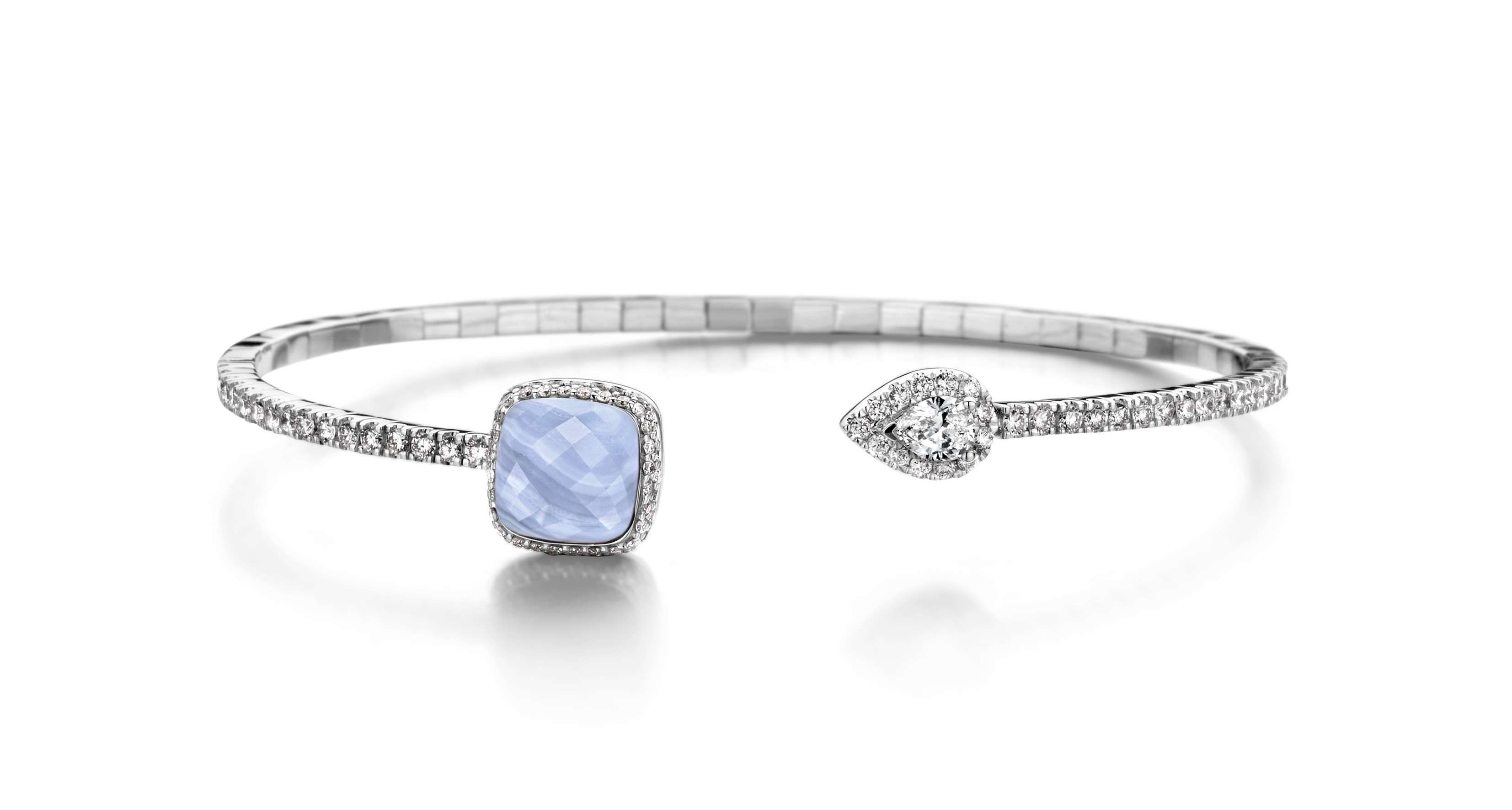 Interchangeable jewelry